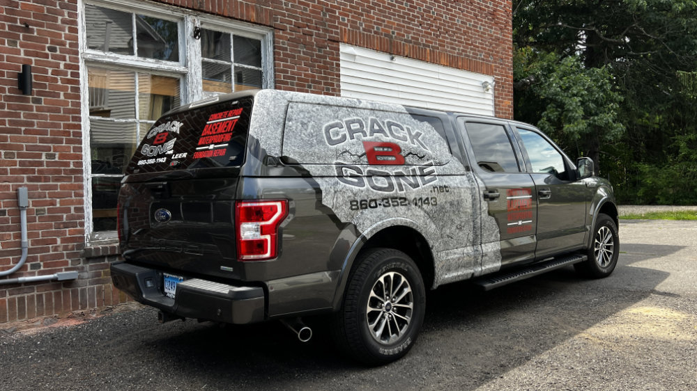 Signs and vehicle wraps gallery image