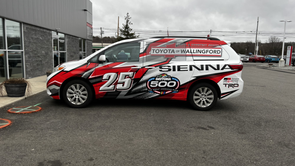 Signs and vehicle wraps gallery image