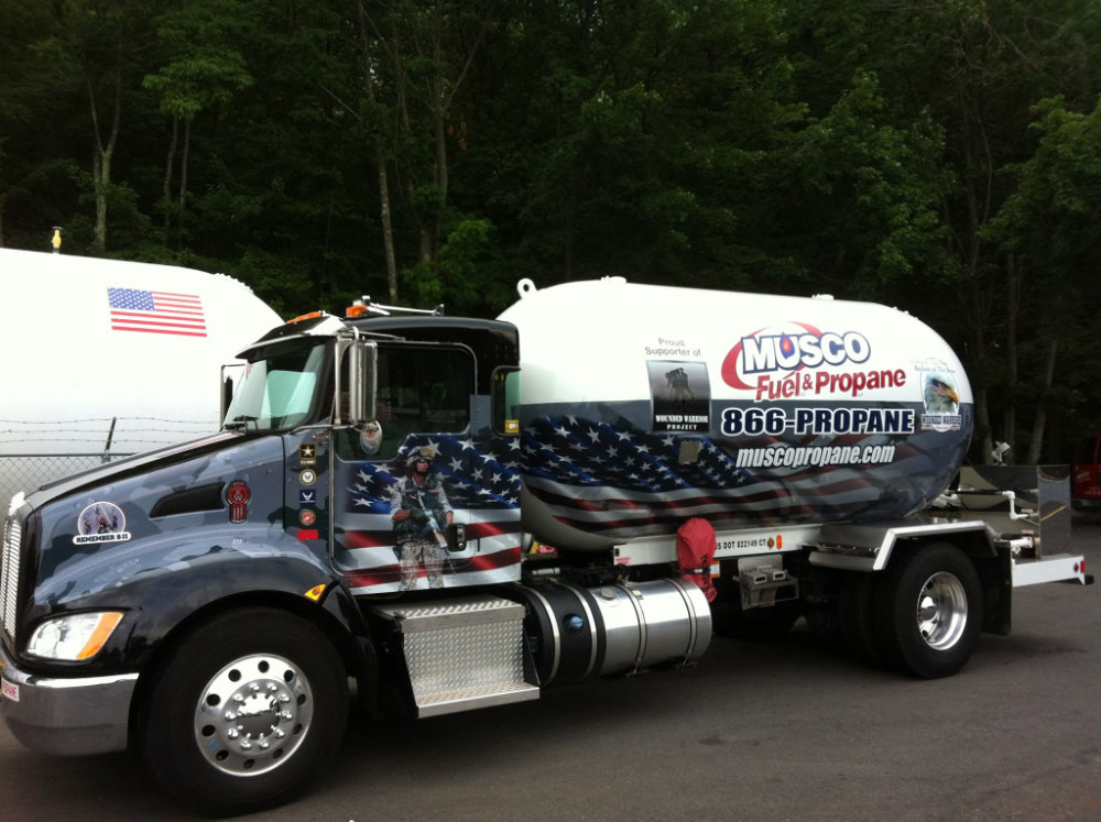 Signs and vehicle wraps gallery image