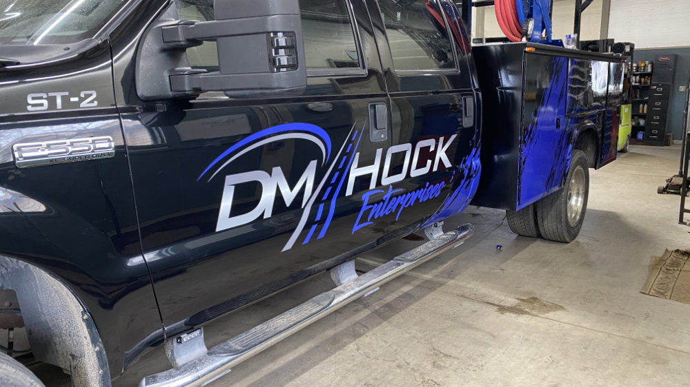 Signs and vehicle wraps gallery image