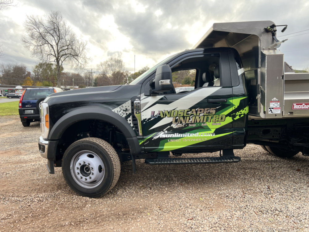 Signs and vehicle wraps gallery image