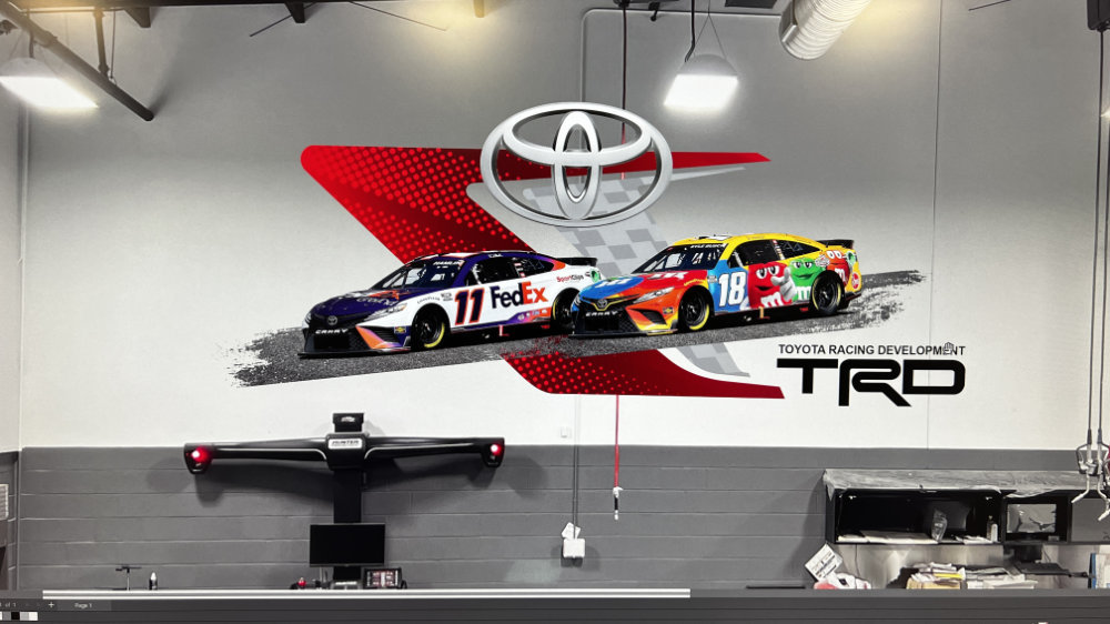 Signs and vehicle wraps gallery image