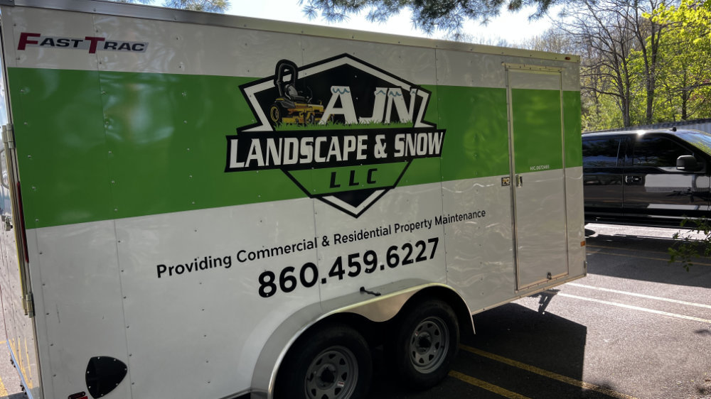 Signs and vehicle wraps gallery image