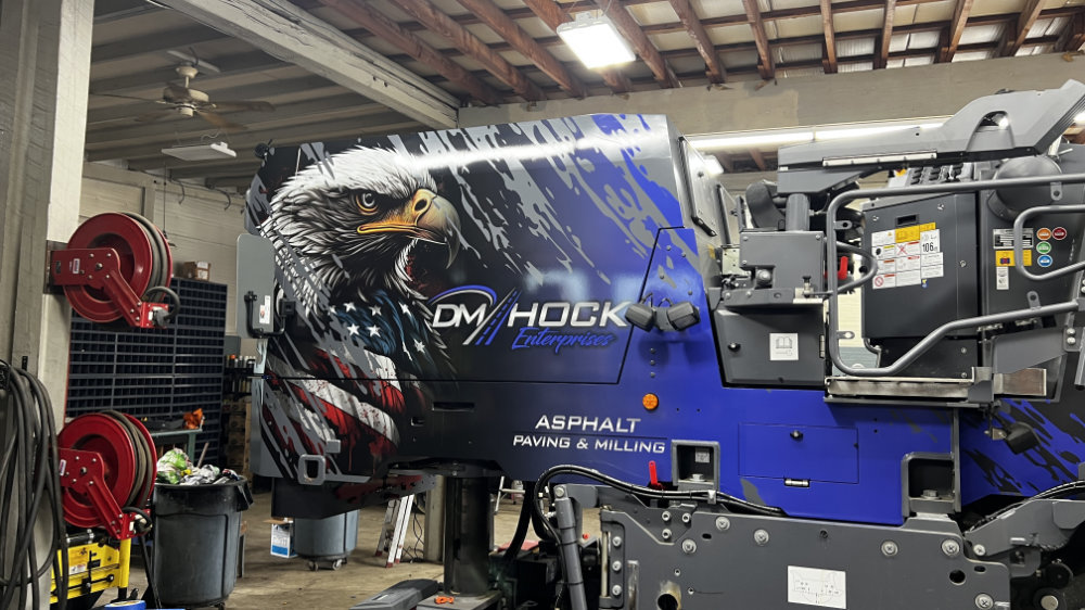 Signs and vehicle wraps gallery image