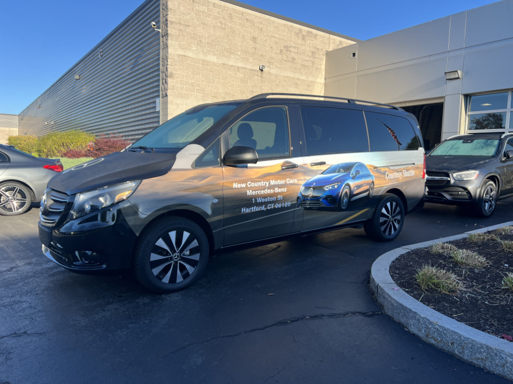 Signs and vehicle wraps gallery image