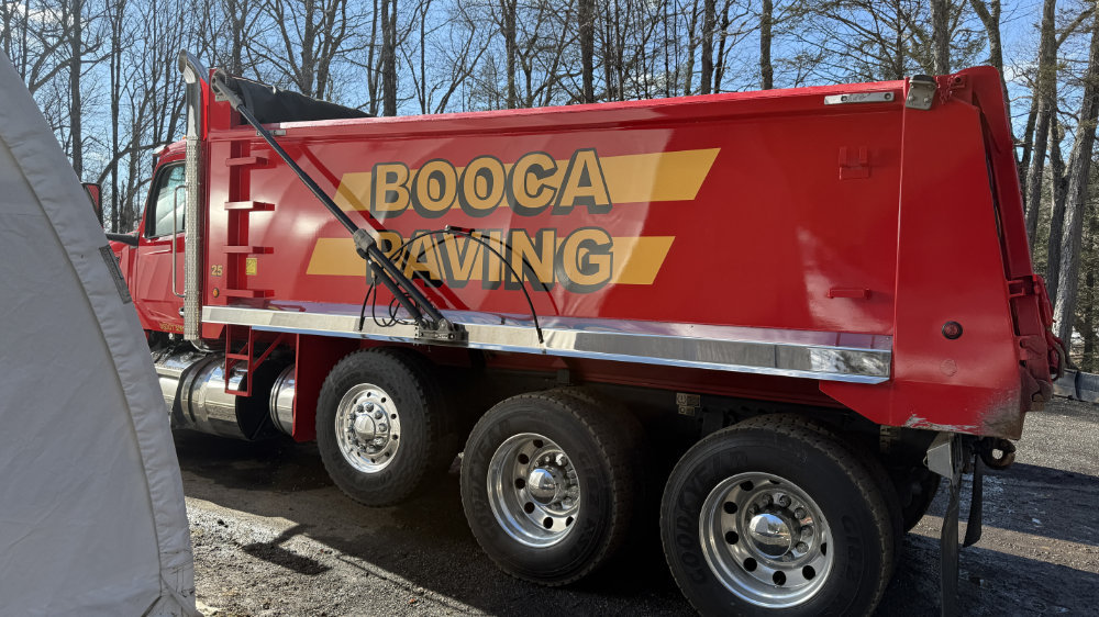 Signs and vehicle wraps gallery image