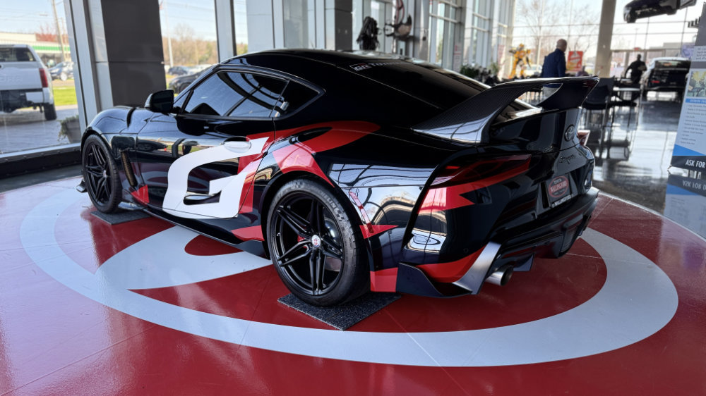 Signs and vehicle wraps gallery image