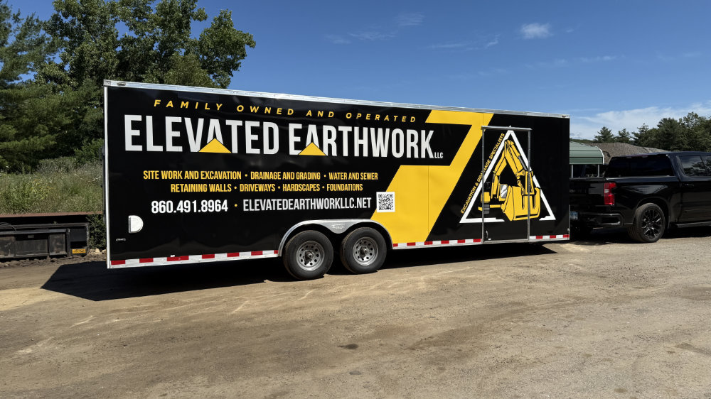 Signs and vehicle wraps gallery image