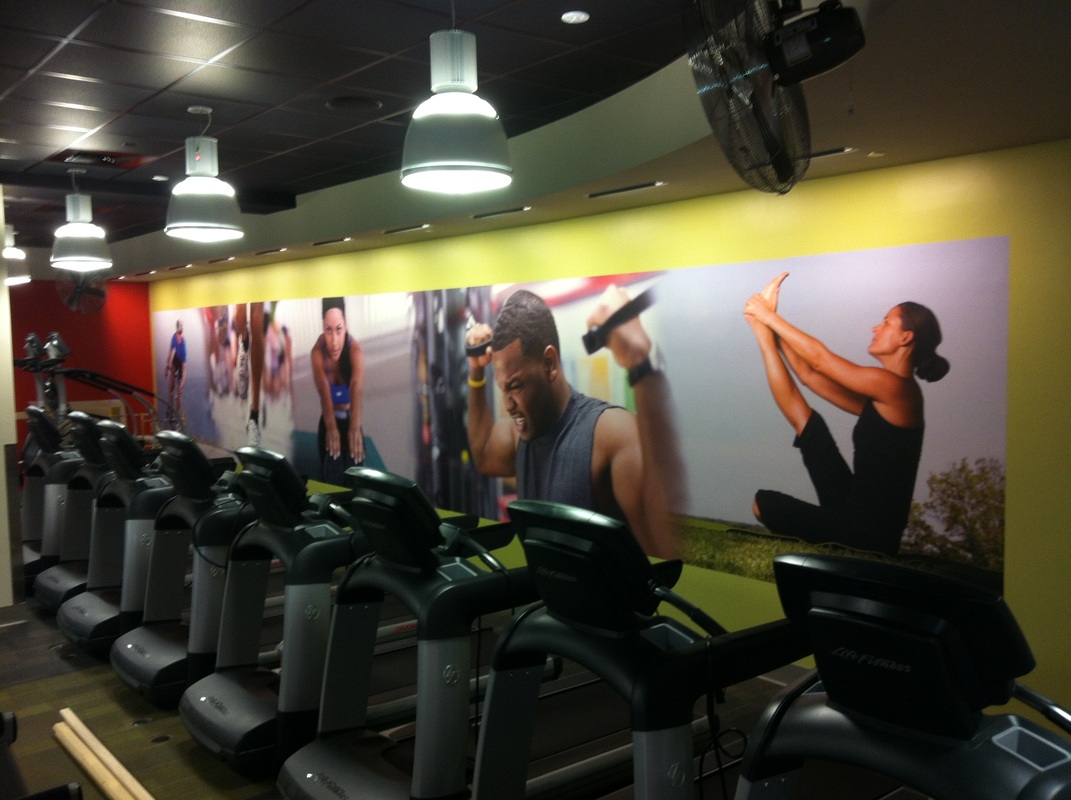 Signs and vehicle wraps gallery image